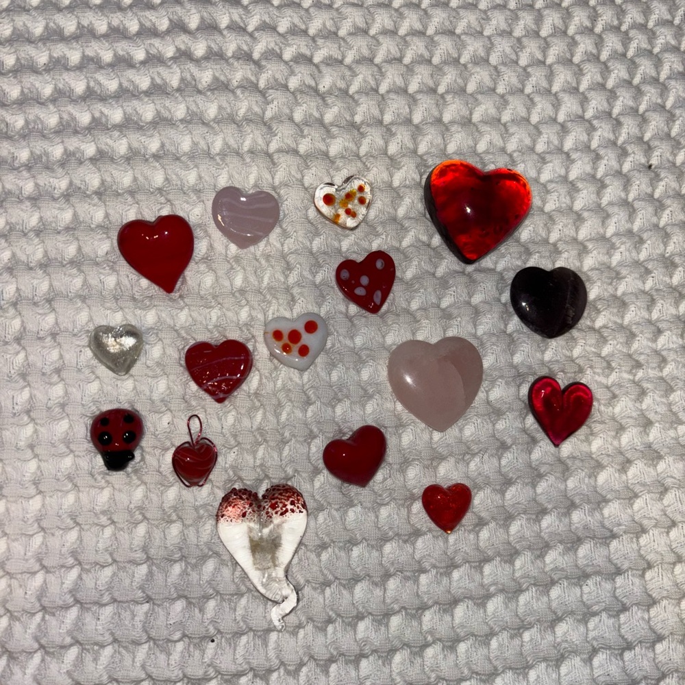 Glass hearts bundle of 16